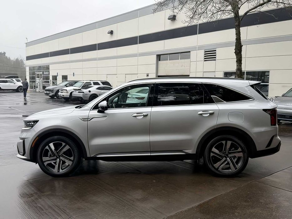 Kia Sorento      2023