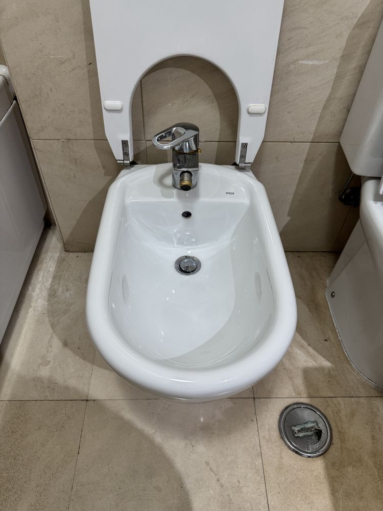 Bidé branco Roca