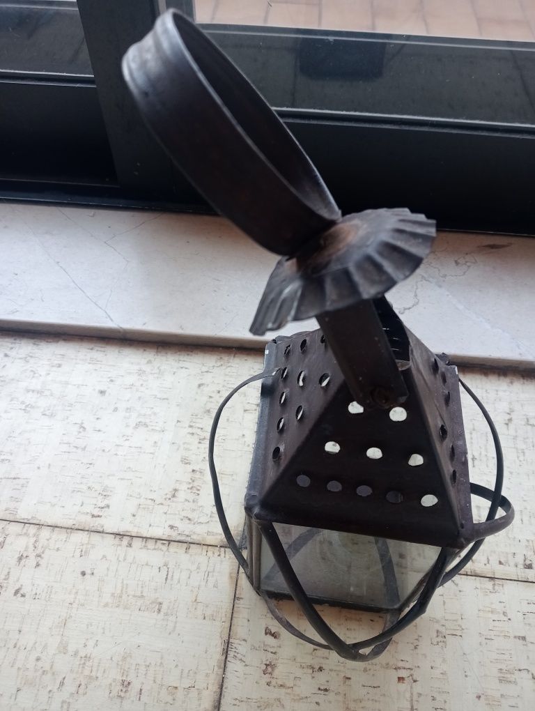 Vendo lampião com candeia
