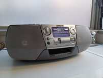Rádio com leitor de CDs/cassetes da SONY