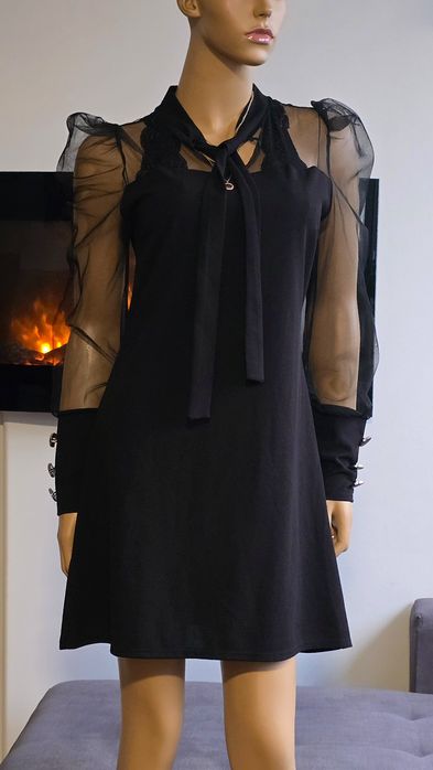 Piękna Elegancka Włoska Czarna Sukienka