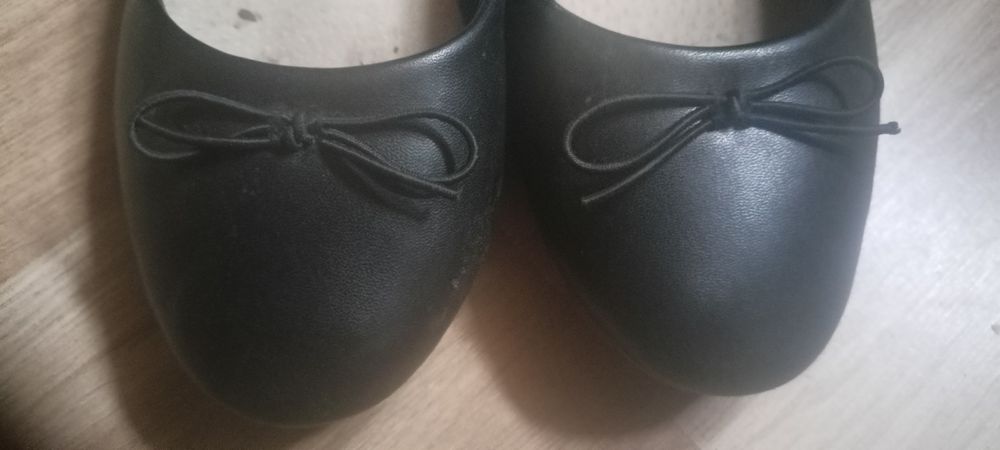 Czarne baleriny dziewczęce