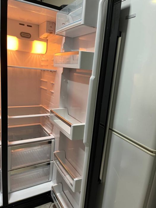 Холодильник Bosch сабо сайд,no frost,привезений з ЄС