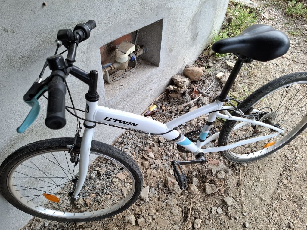 Bicicleta menina