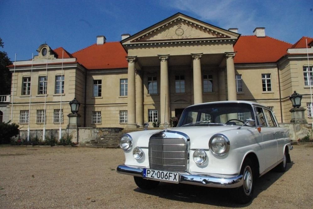 Zabytkowe auto do ślubu wynajem przepiękny Mercedes Skrzydlak klasyk