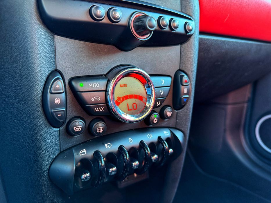 Mini Cooper D 1.6d 112cv - Desde 150€ Mês