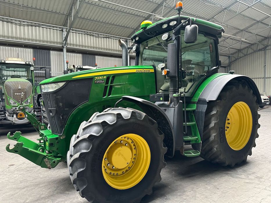 John Deere 7230R, 8345R
