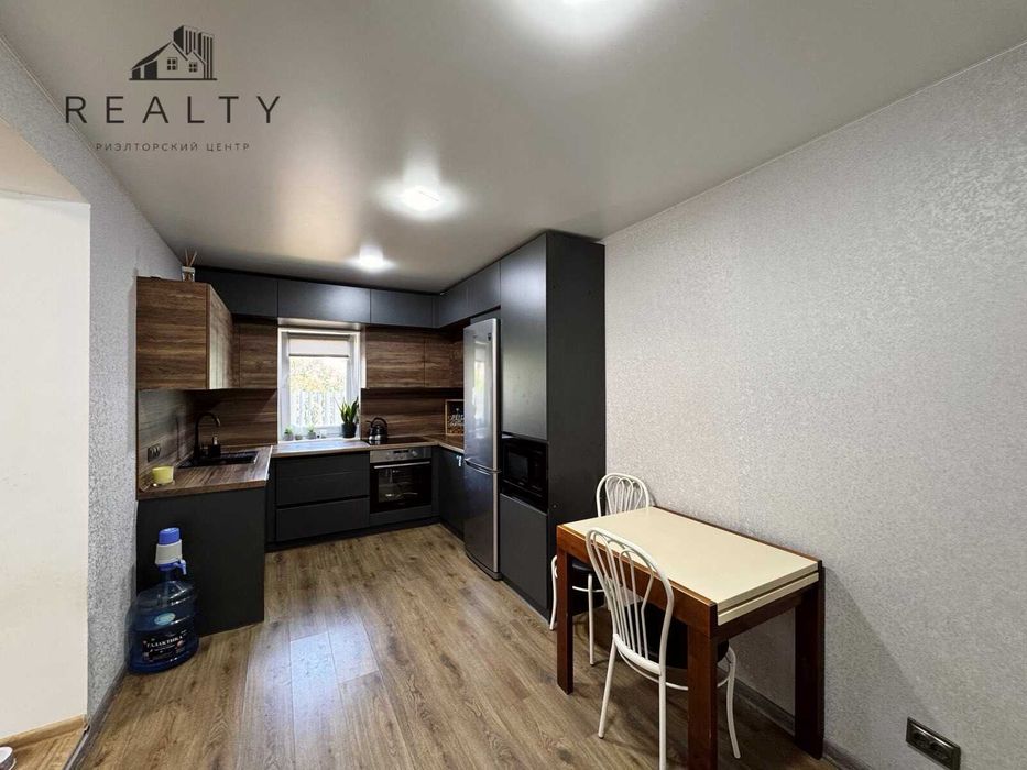 Продаж частини будинку по вул. Мурманська (22-419-084)