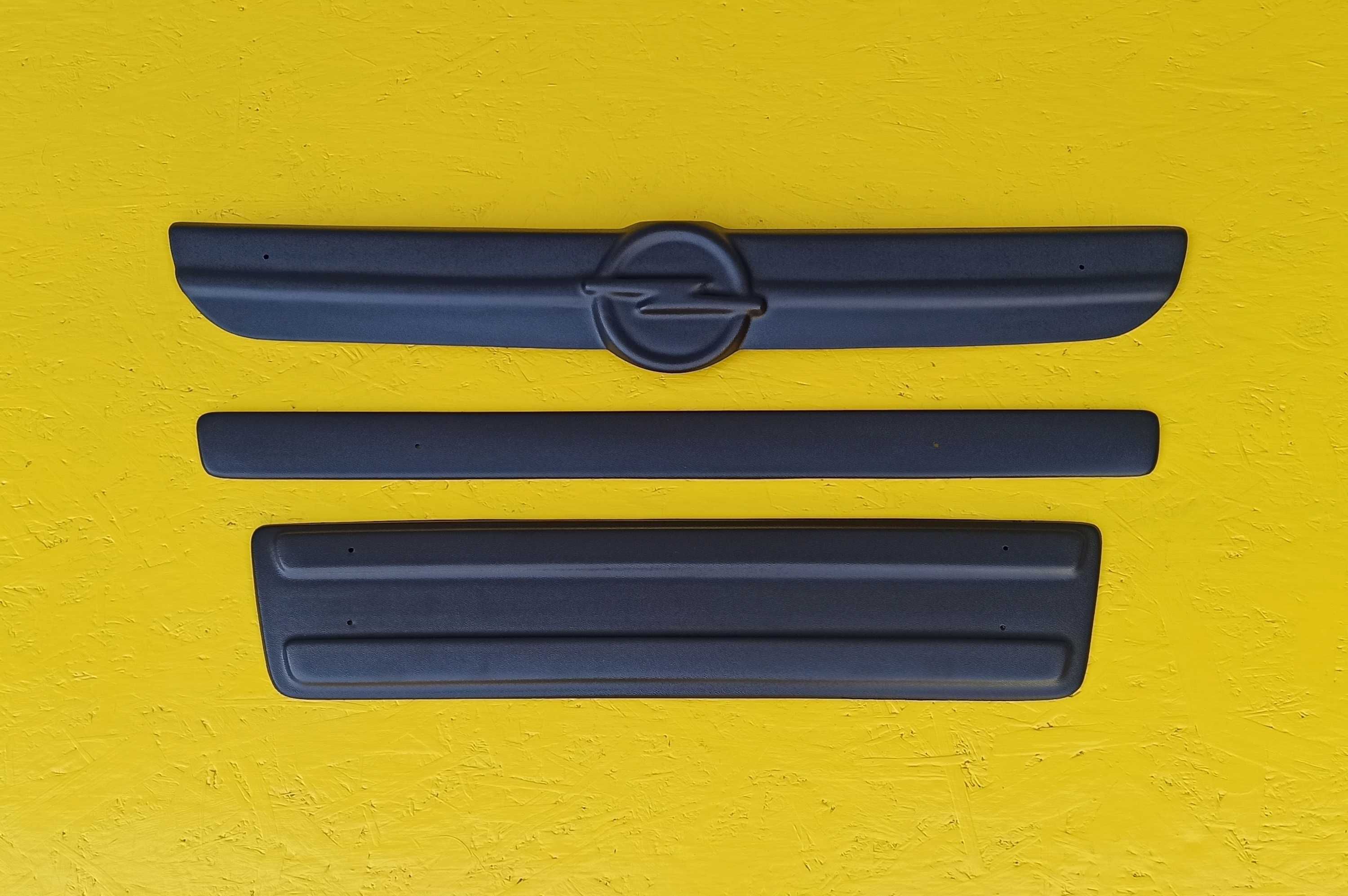 Зимняя накладка заглушка радиатора на Opel Vivaro Опель Виваро 01-06р