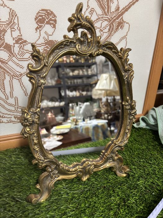 Espelho em latao antigo