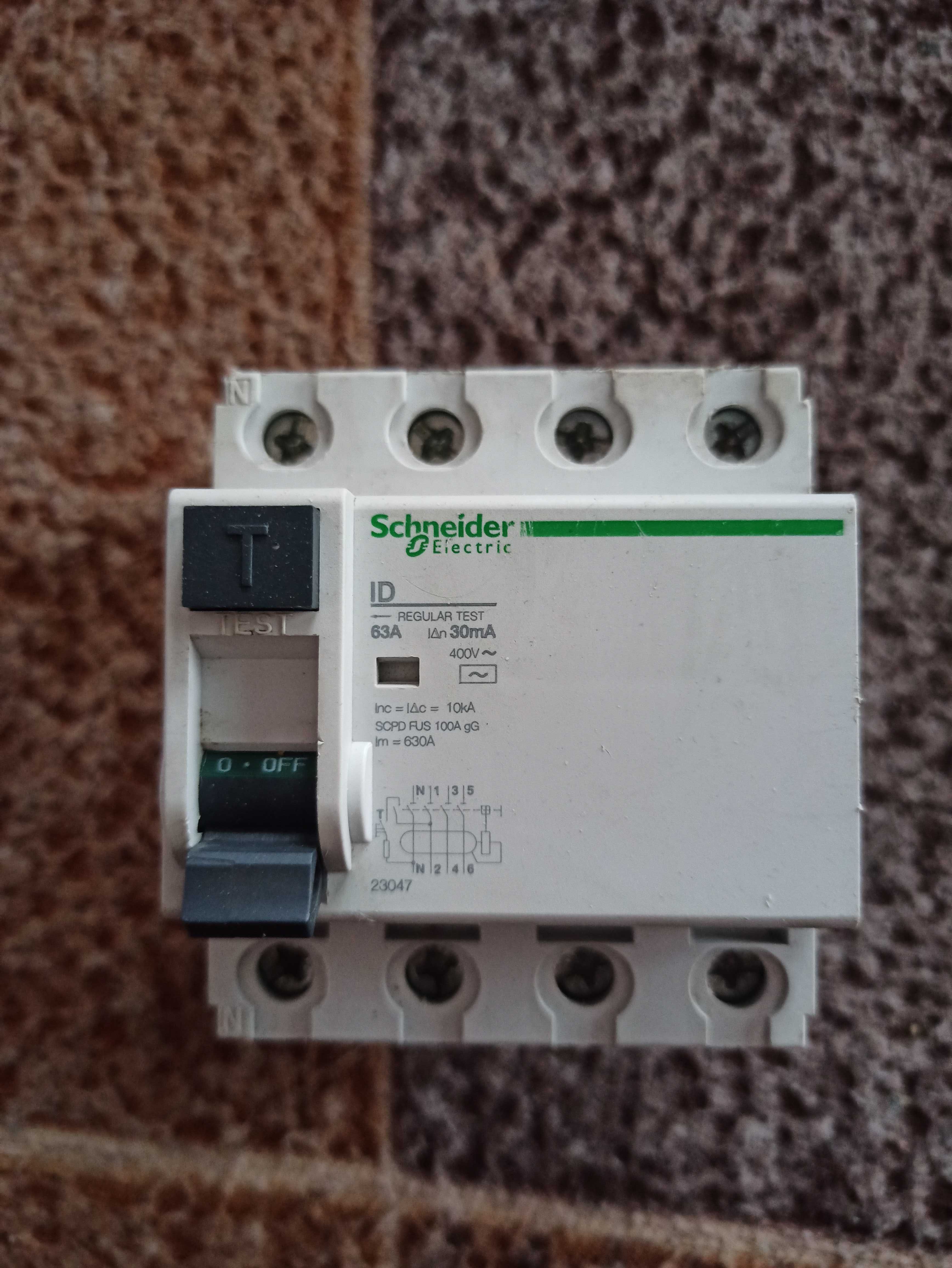 Диференціальний автомат Schneider Electric 4 P 63А