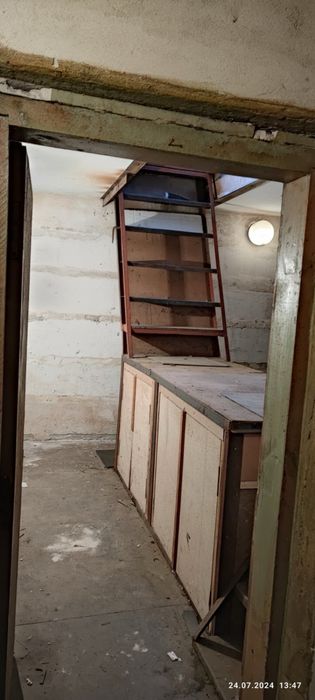 Продам Граж Войцеховича 40м.кв.