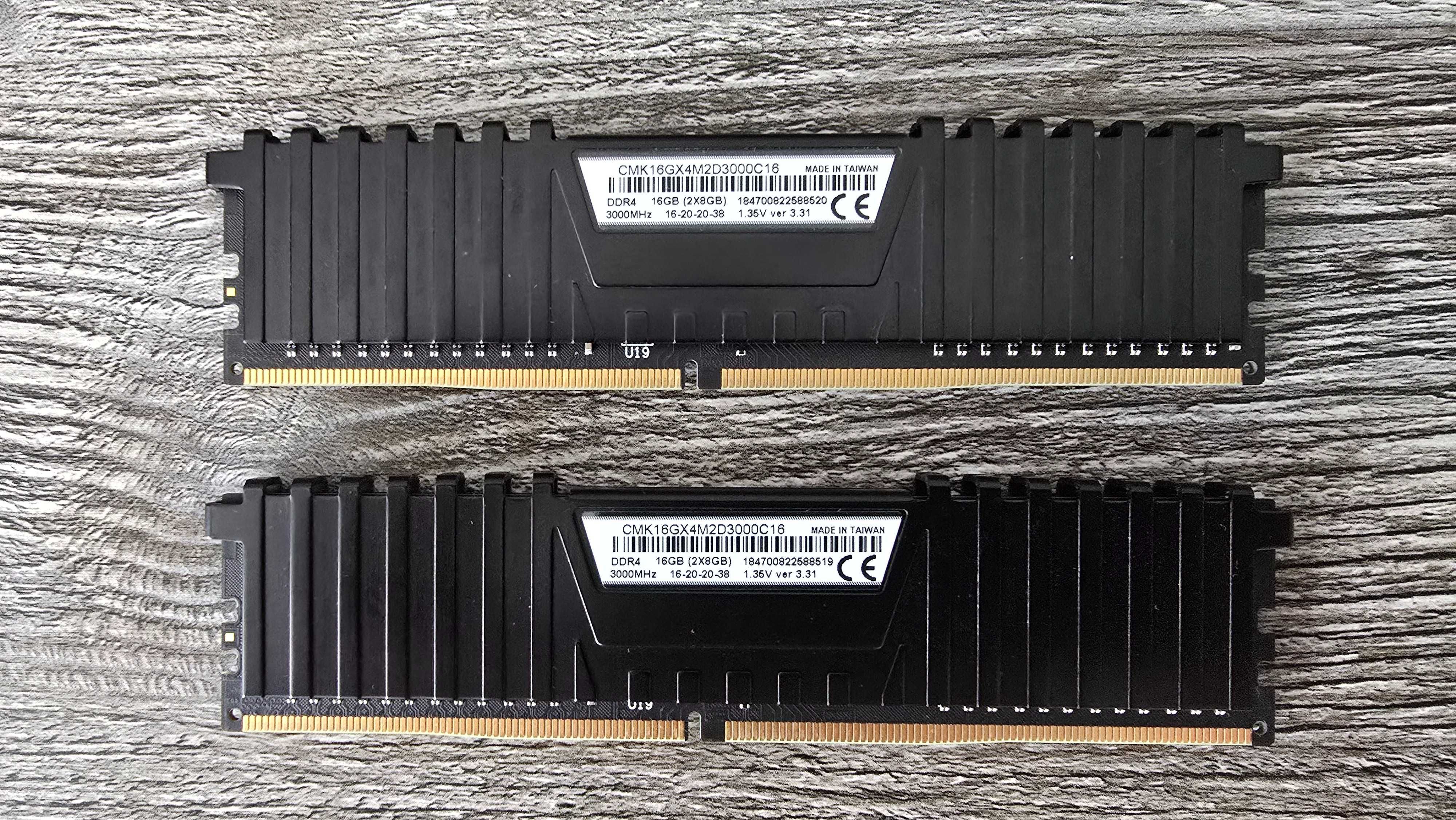 Память RAM  Vengeance LPX 16Gb 3000MHz DDR4