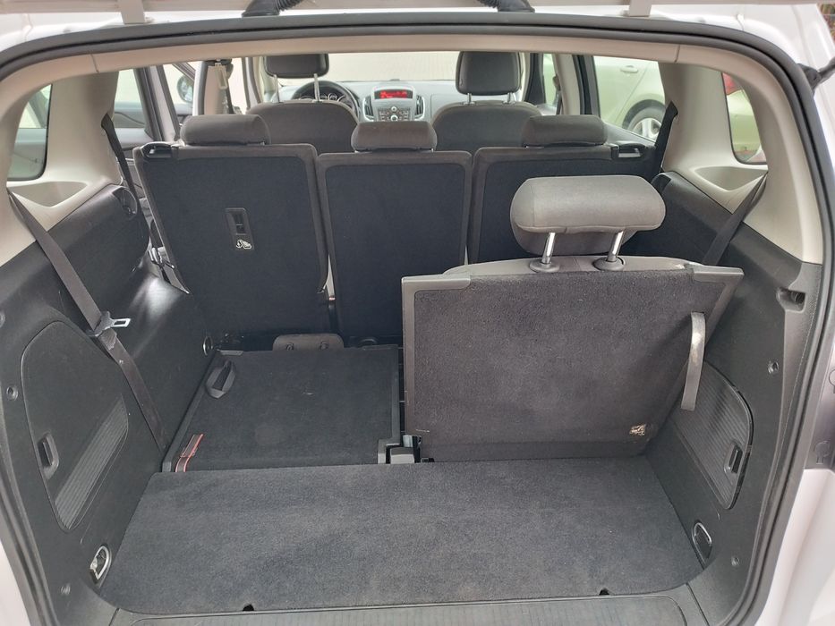 OPEL ZAFIRA 7osobowy benzyna niski przebieg mozl.zamiana!