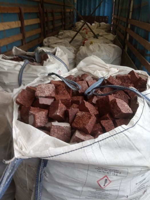 Бруківка гранітна