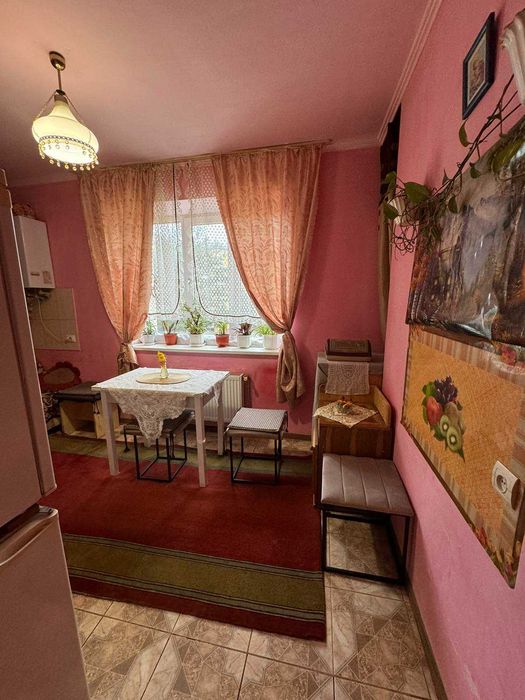 2-х кімнатна квартира, м.Жовква