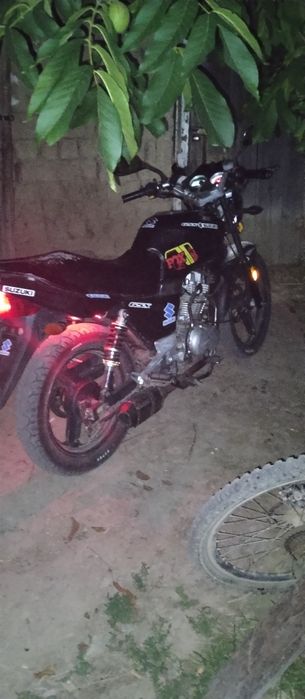 Продам або обмін срочно з моєю доплатрю мото сов бос у хорошому стан