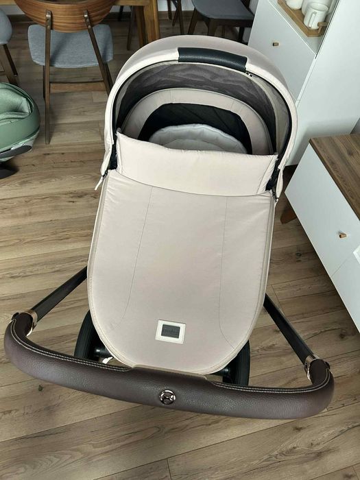 Wózek Cybex Priam 4.0 Cozy Beige