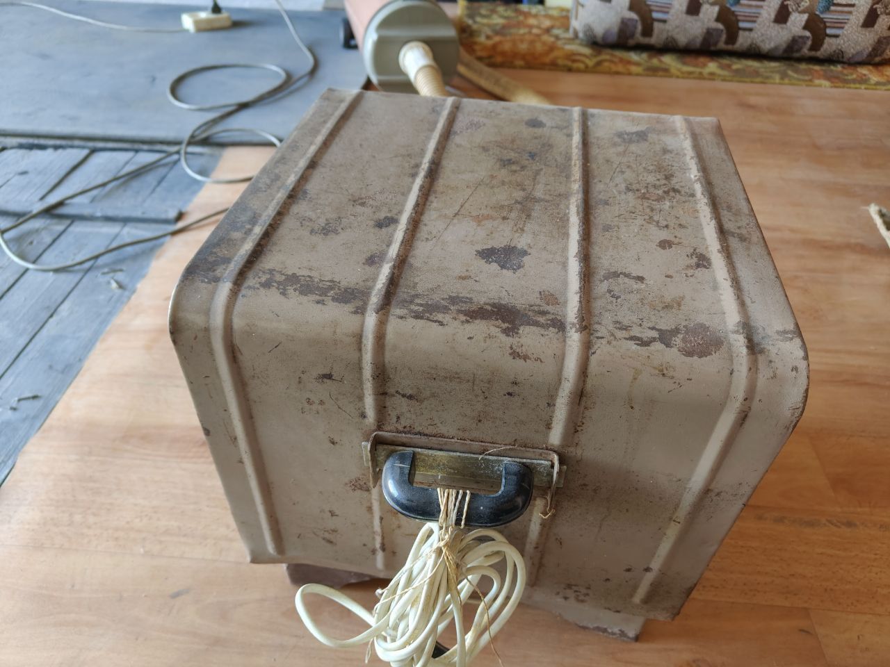 Продам электродуховку