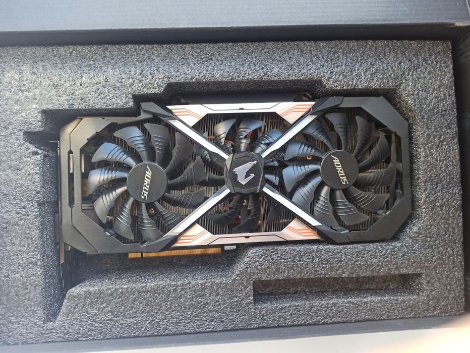 Відеокарта Gtx 1080 ti Aorus. Топ стан