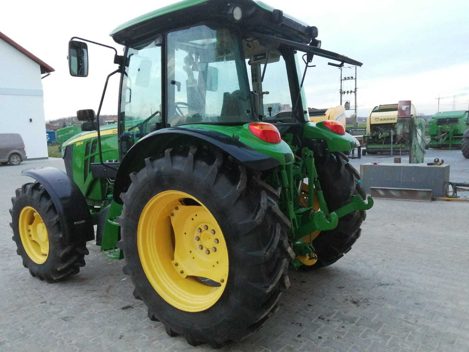 JOHN DEERE 5115M  jak nowy