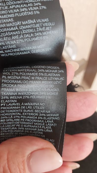 Sweter czarny mohair