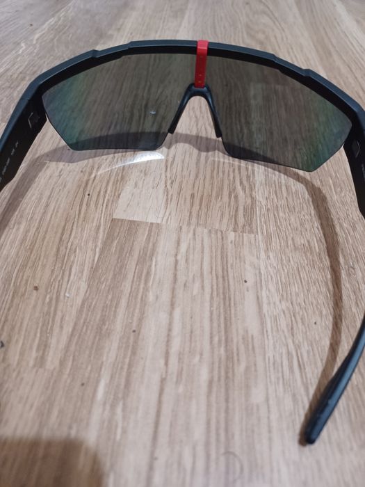 Vendo Oculos de sol Prada Original !