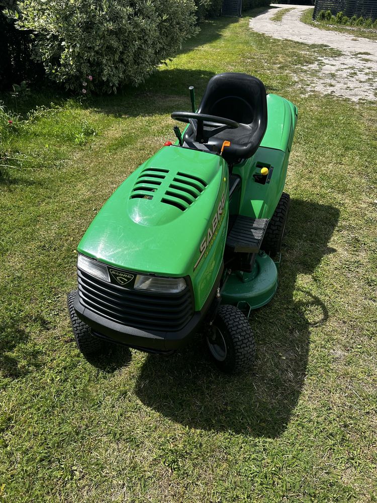 Kosiarka samojezdna SABRE by John Deere 13 HP – 2 noże, kosz 300L