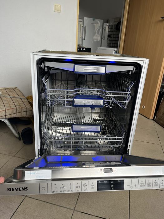 Посудомийна машина Siemens SN66 U096 EJ/56