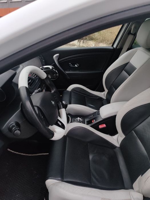 Продам Renault Megan 3 GT-LINE Bose