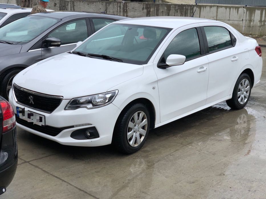 Оренда авто Peugeot 301, 1.2 бензин 3200 грн. в тиждень