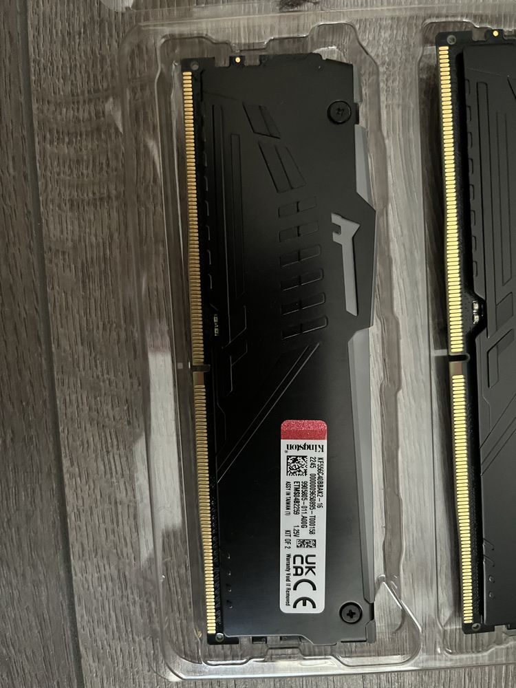 Pamięć RAM 16 GB DDR5 Kingston FURY RGB 5600mhz 2x8GB