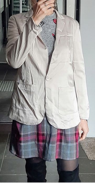 Żakiet marynarka beżowy