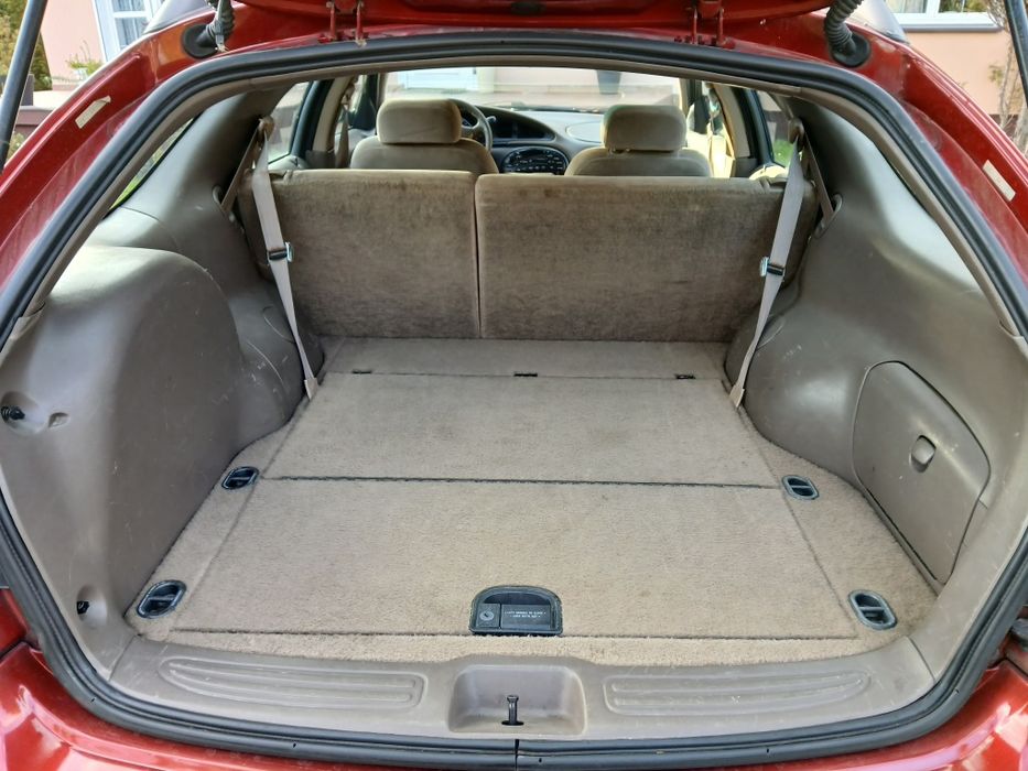 Amerykanski samochod na sprzedaż