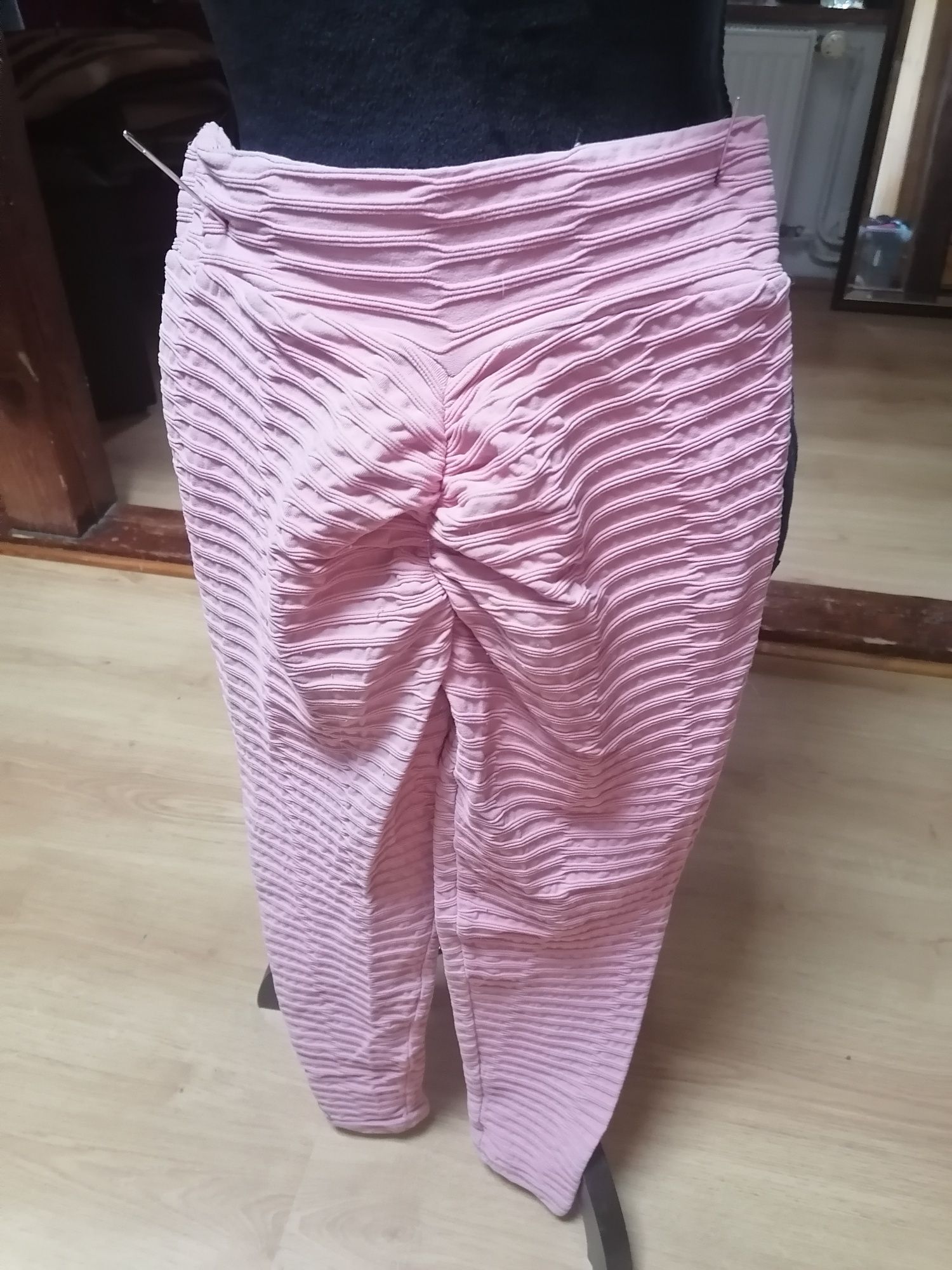 Legginsy różowe 36/38