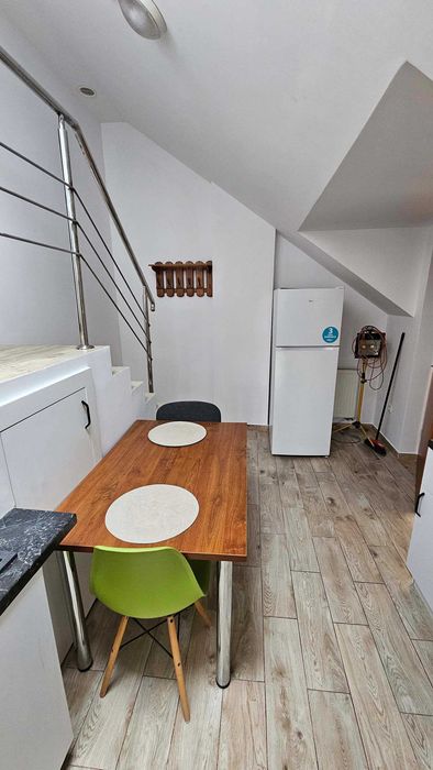 Dom - 64 m - 2 pokoje - kwatera dla 8 os.  - Ursus Gołabki