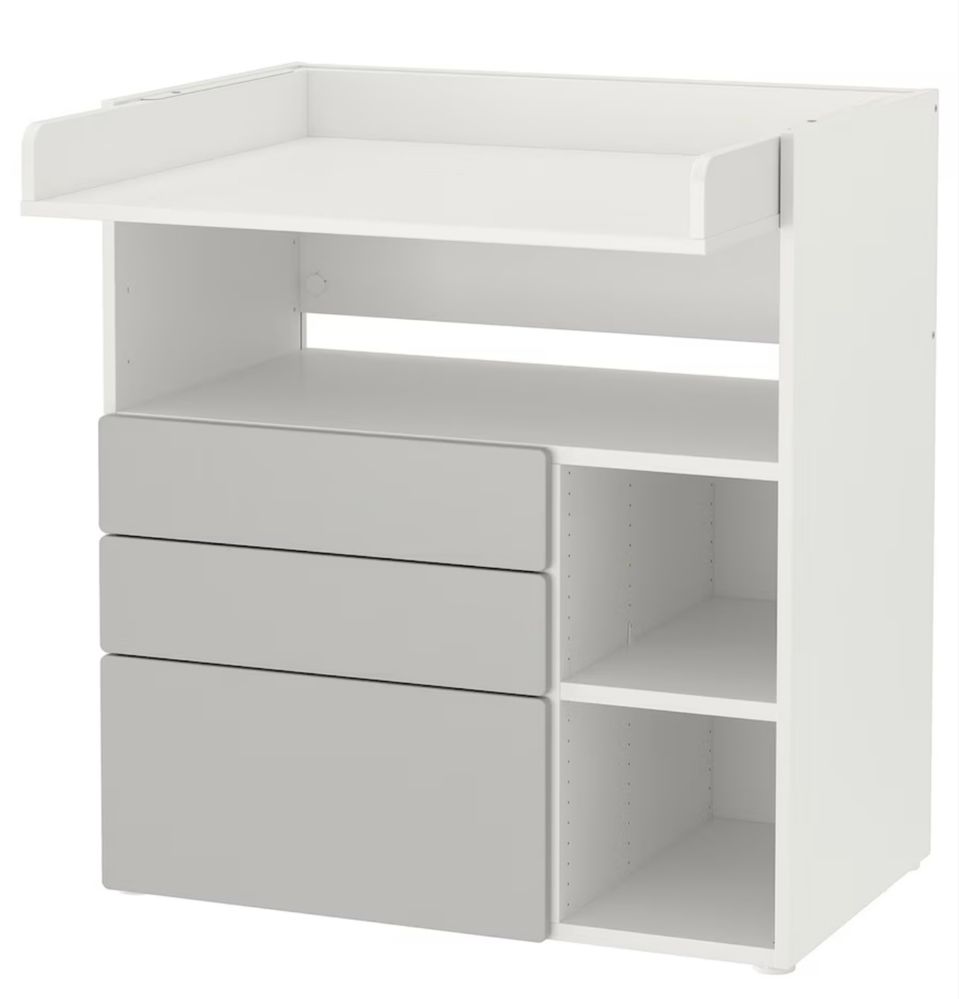 Comoda muda fraldas Ikea SMASTAD
