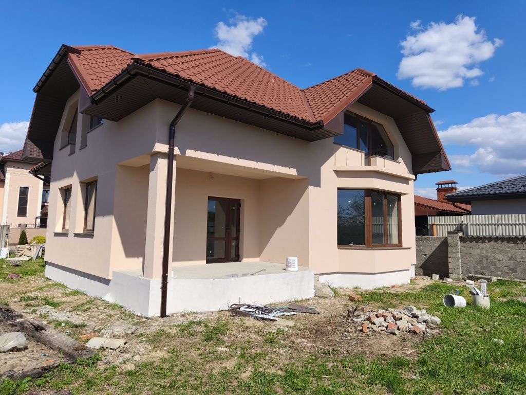 Продається 2-поверховий будинок новобудова, мкр-н. Минай
Код: 26281