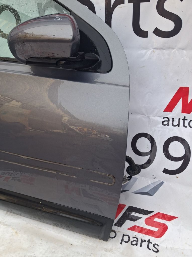 Передні праві двері nissan qashqai j10 колір B52G
