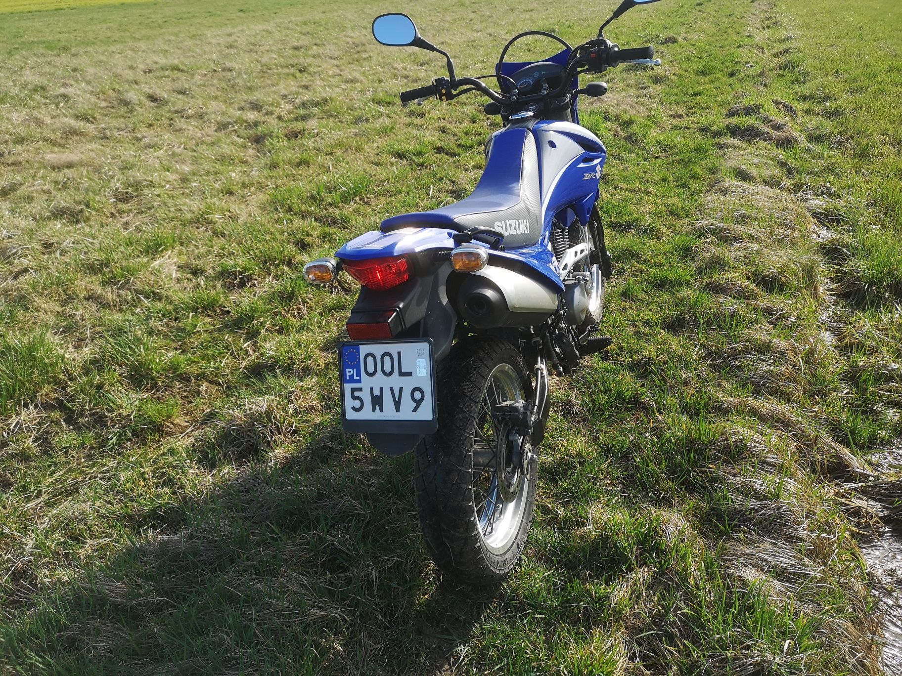 Suzuki dr 125 sm motocykl