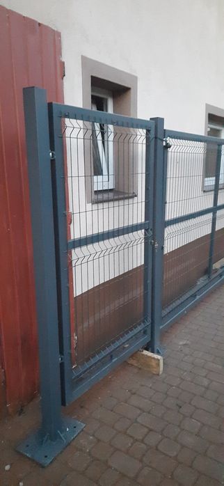 Okazja                           Brama przesuwna ze słupami (furtka)