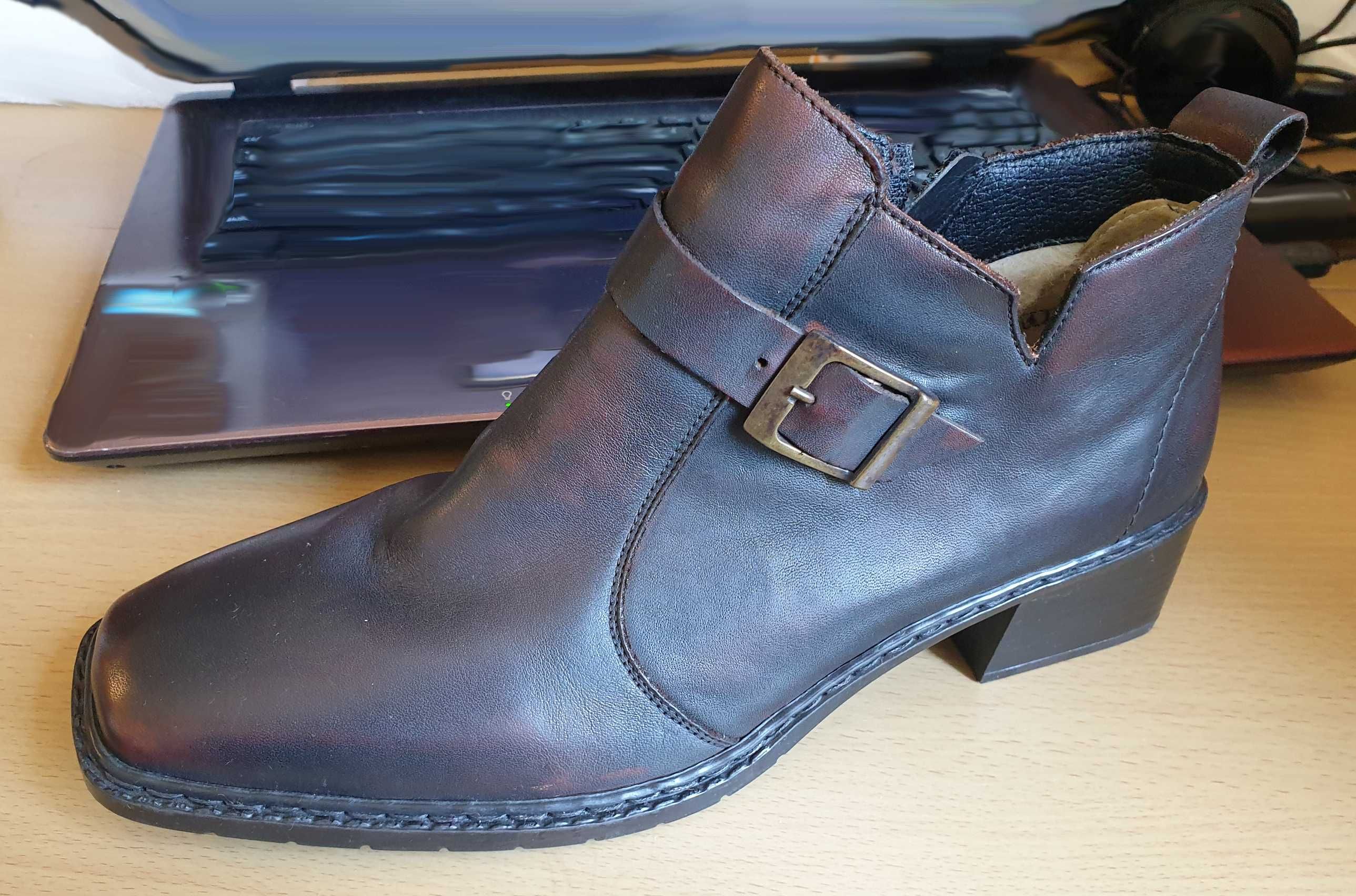Buty Rieker skórzane jesienno-zimowe z futrem