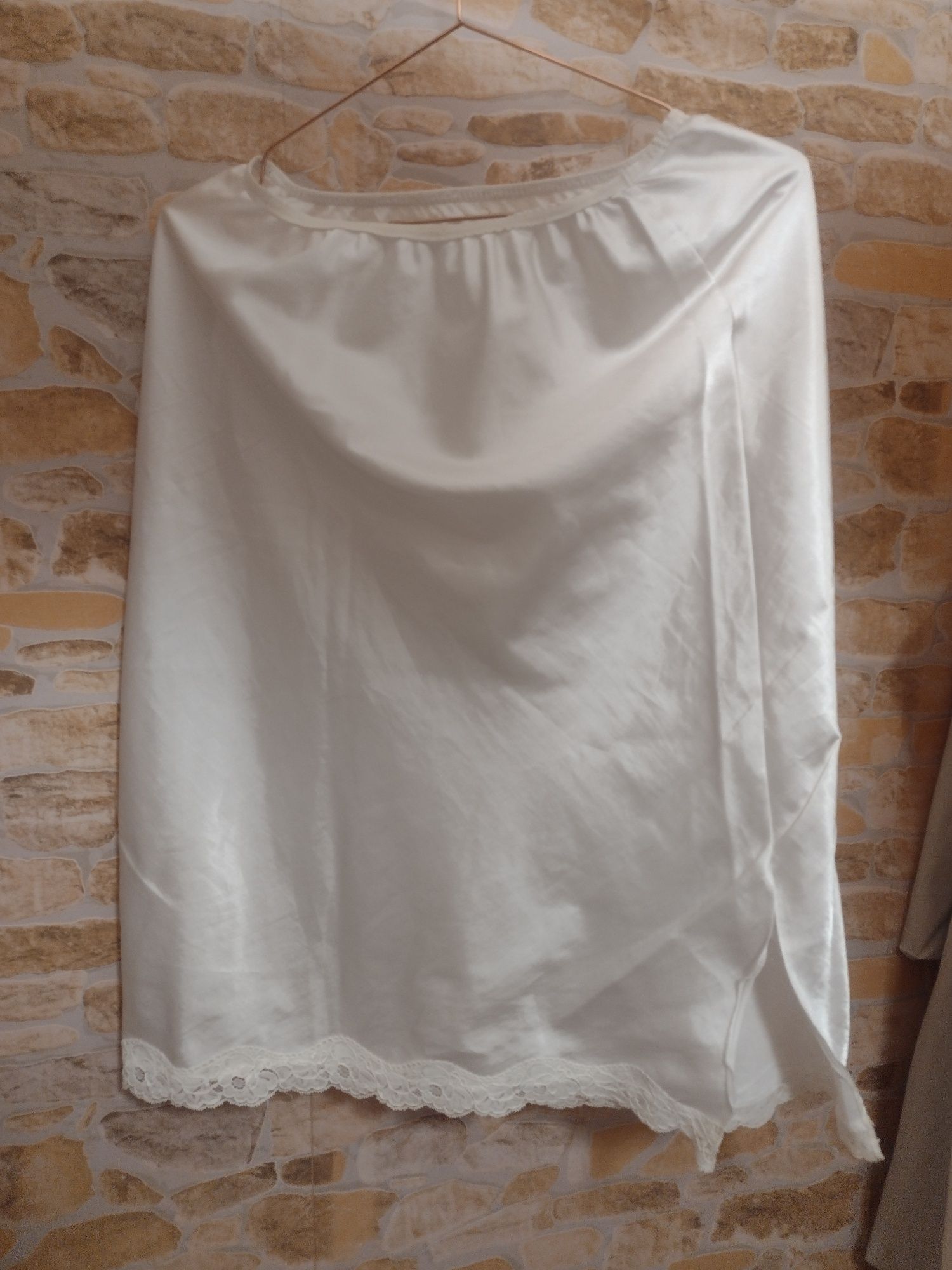 (40/L) Biała półhalka pod spódnicę z Londynu, Halka pod sukienkę
