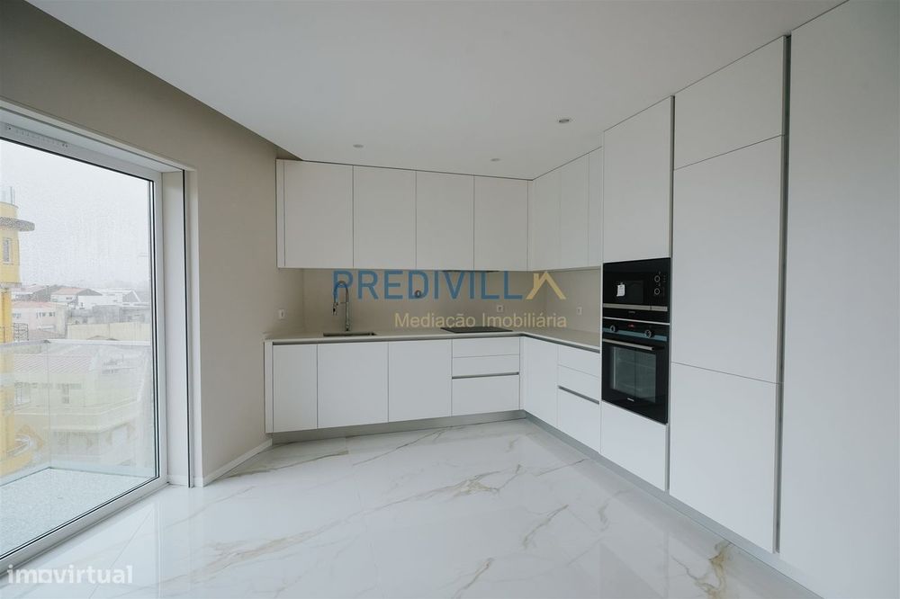 Apartamento T3 Venda em Póvoa de Varzim, Beiriz e Argivai,Póvoa de Var