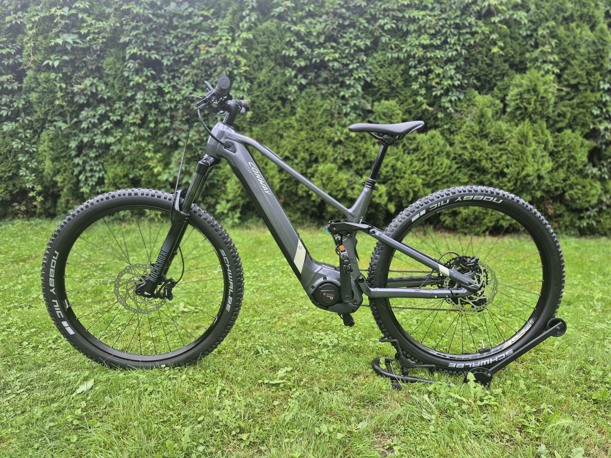 (Cube .Trek Giant) Rowerr elektryczny Conway Xyron 2..9 750wh