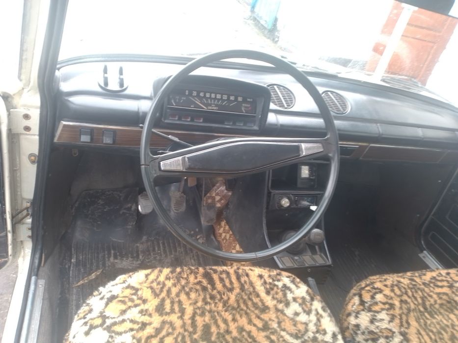 Продам ваз 21013.