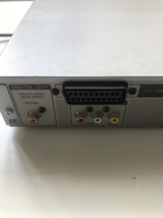 Dvd marca sony cor prata