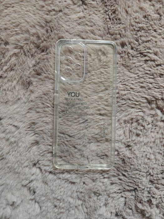 Przezroczysty case