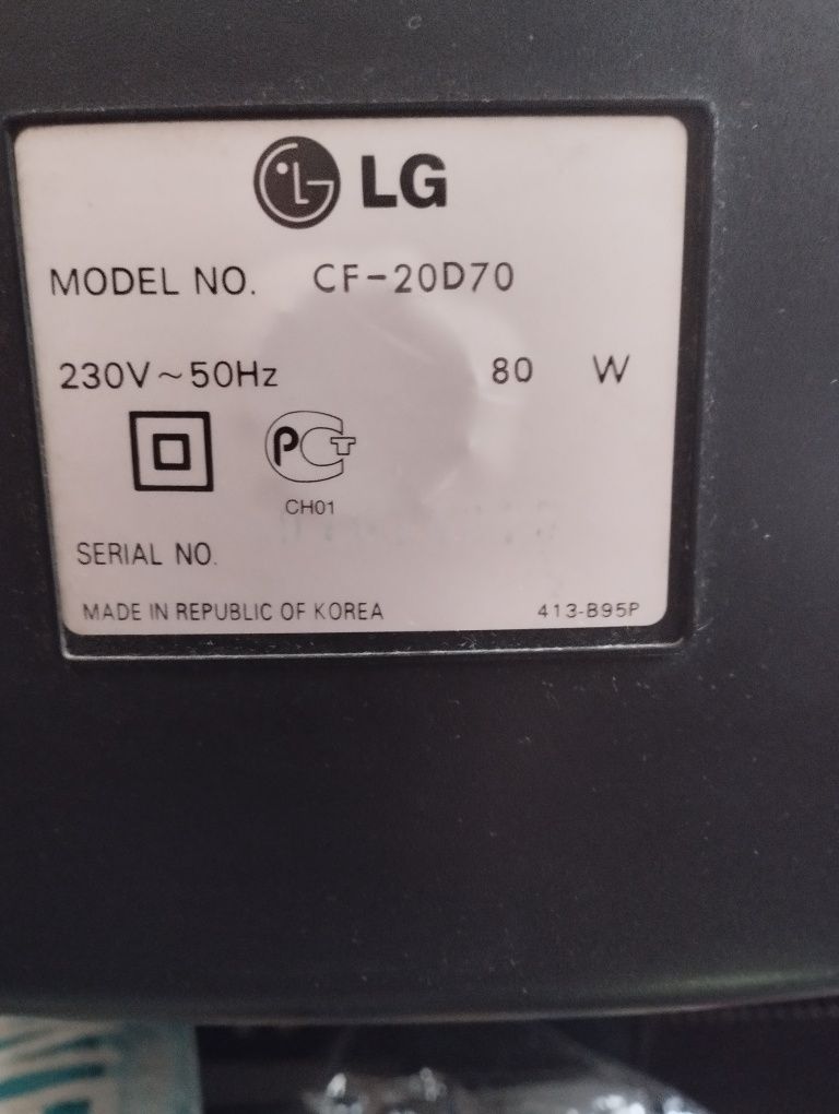 Продам телевизор LG 20D70