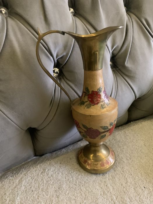 Mosiezna figurka malowana